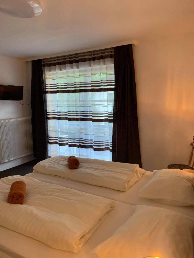 Haus Kira Hotel Bad Hofgastein Bagian luar foto
